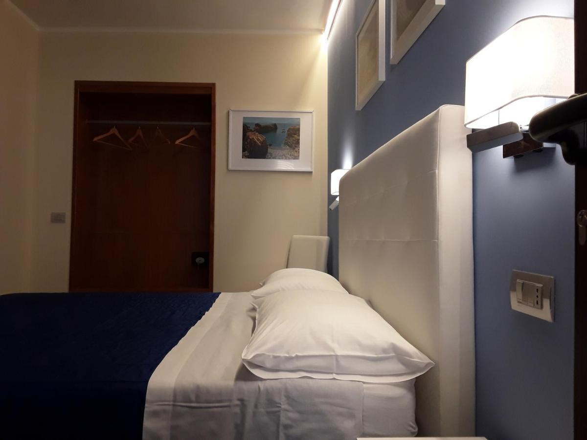 Al Castello B&B มิลาซโซ ภายนอก รูปภาพ