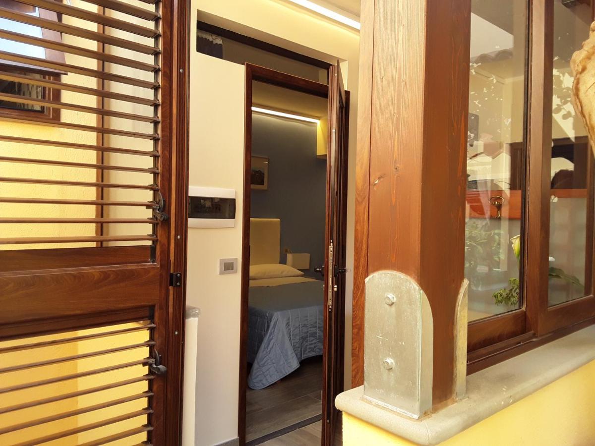 Al Castello B&B มิลาซโซ ภายนอก รูปภาพ