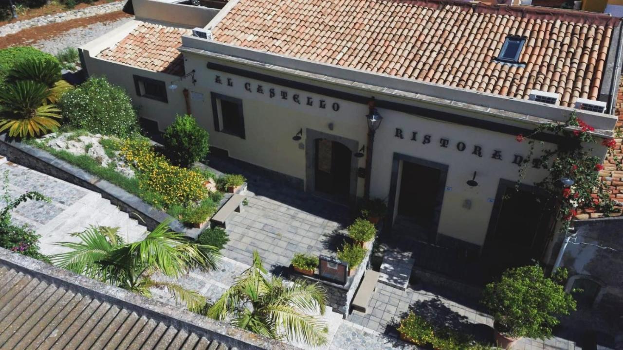 Al Castello B&B มิลาซโซ ภายนอก รูปภาพ