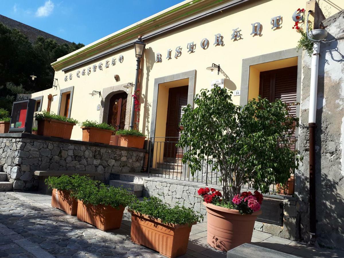 Al Castello B&B มิลาซโซ ภายนอก รูปภาพ